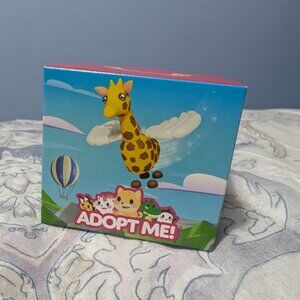 Adopt me! Giraffe McDonald's happy meal toy 2025 (#2)